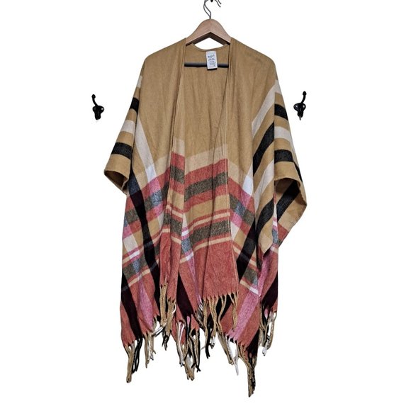 Woolrich Cozy Soft Blanket Wrap Shawl Woman One Size Plaid Fringe Lagenlook - Picture 1 of 10